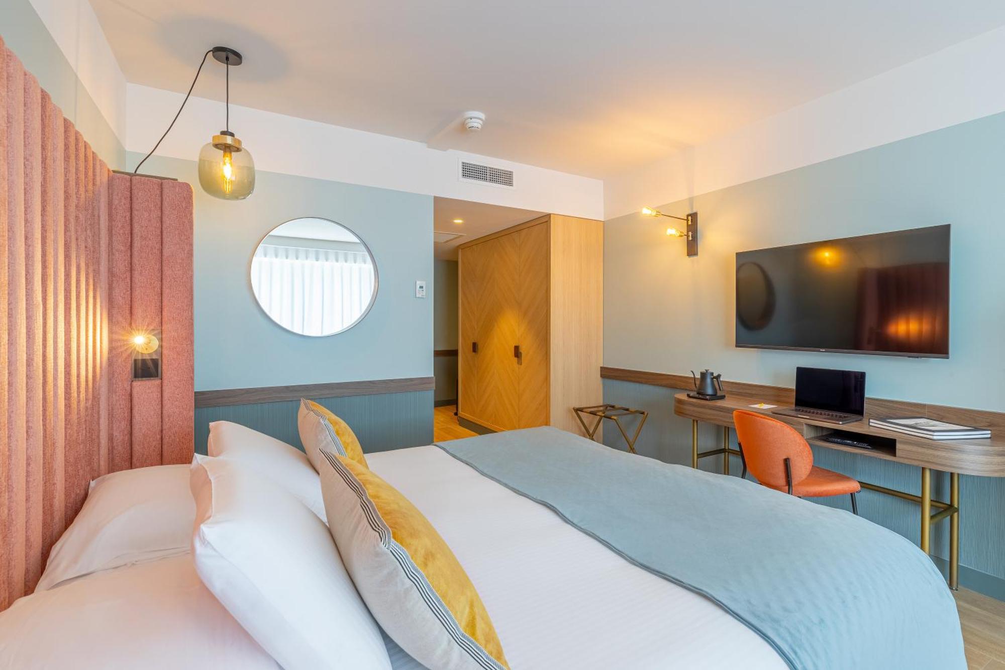 Golden Tulip Aix Les Bains - & 4*