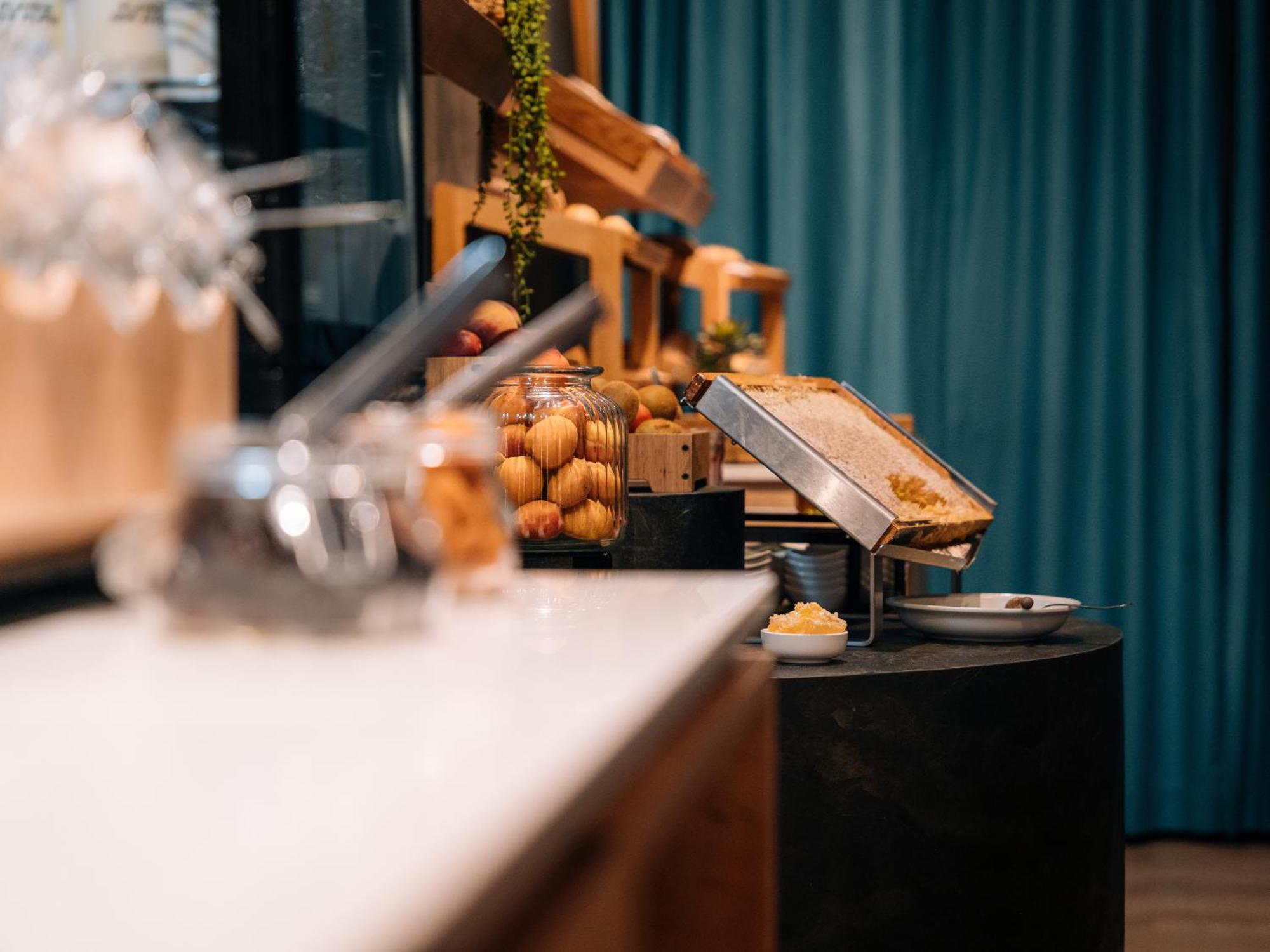 Golden Tulip Aix Les Bains - & 4*